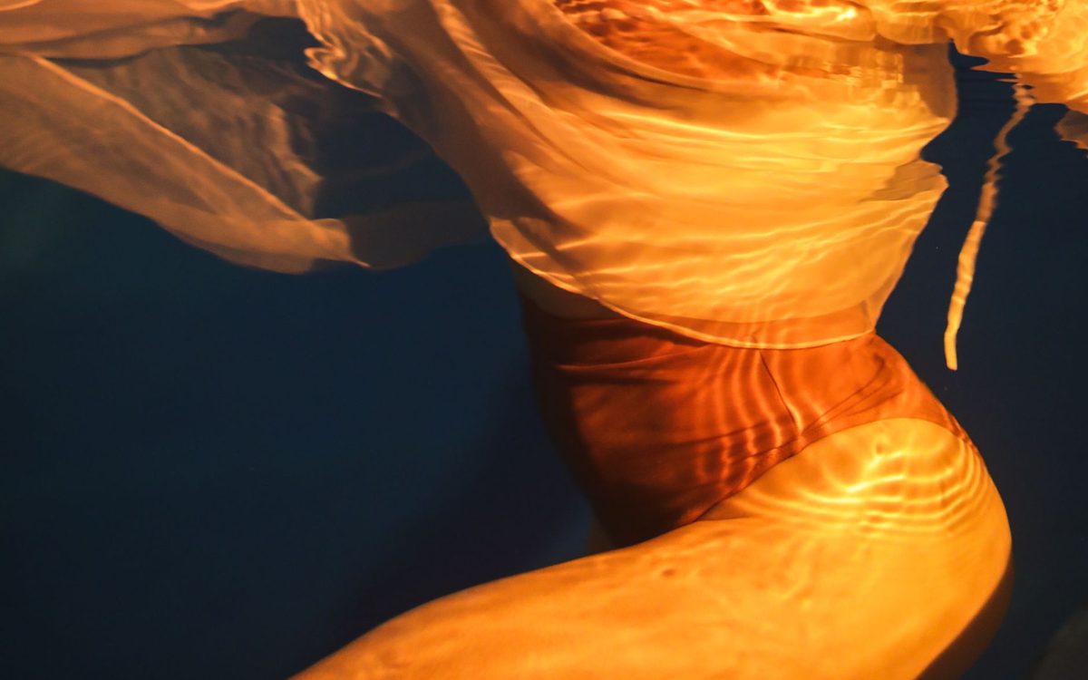 Image aquatique abstraite, douceur et fluidité